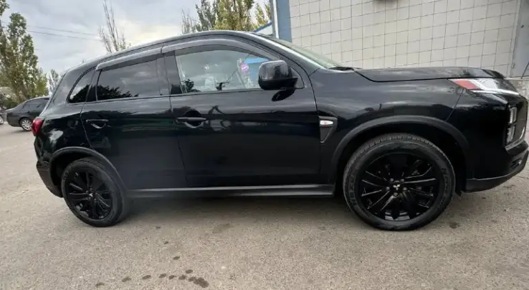 ❗Продам❗
Mitsubishi outlander sport asx
🔸Год: 2020
🔸Пробег: 60.000
🔸Двигатель: 2.0 бензин
🔸Трансмиссия: cvt
🔸Привод: передний
🔸Комплектация: подогрев сидений, подогрев зеркал, датчик света и дождя, климат контроль, мульти руль, сенсорный экран, led оптика и много разных приятных опций
🔸Автомобиль состояние нового, ухожен, обслужен, в салоне не когда не курили, документы в полном порядке.
💰Цена-2.050.000 (торг реальному покупателю при виде денег)
Обращаться по номеру: +79493259355
👤
📞 Звоните: +7(949)3259355 - фотография - 3