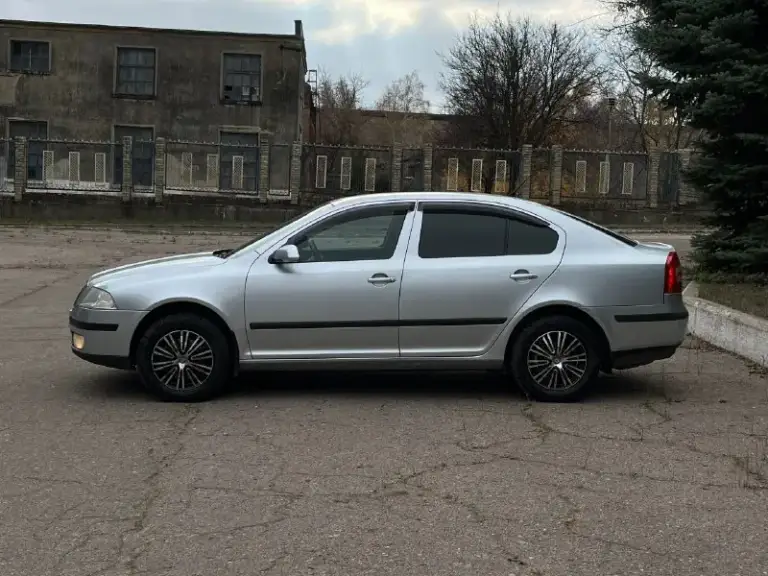 Продам skoda octavia а5
2008Года выпуска
Мотор 1.8
Кпп механика 6-ст
В хорошем состоянии, без гнили и ржавчины
Хорошая комплектация.
Работает абсолютно всё. Мотор bzb, цепь в превосходном состоянии не растянутая.
730.000Руб

Вопросы по телефону.
+79490241222 - фотография - 6