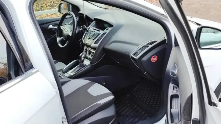 Продаю ford focus 3 рестайлинг /2012/2.0. Автомат🚘
Пробег215.000✅
В хорошем состояние!✅
По кузову без рыжиков и гнили✅
Двигатель в норме, работает ровно и четко масло не ест✅
Коробка в норме ✅
Ходовая обслужена✅
Все масла фильтра и жидкости менялись в вовремя✅
Автомобиль достоин вашего внимания.
Осмотр г. Донецк
Цена:685.000💸
Торг у капота❗️
Возможен обмен на авто дешевле !
Связь: +79495059696 - фотография - 1