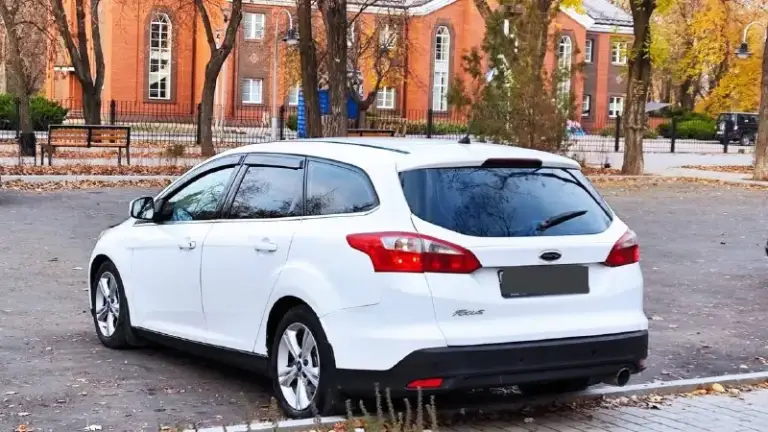 Продаю ford focus 3 рестайлинг /2012/2.0. Автомат🚘
Пробег215.000✅
В хорошем состояние!✅
По кузову без рыжиков и гнили✅
Двигатель в норме, работает ровно и четко масло не ест✅
Коробка в норме ✅
Ходовая обслужена✅
Все масла фильтра и жидкости менялись в вовремя✅
Автомобиль достоин вашего внимания.
Осмотр г. Донецк
Цена:685.000💸
Торг у капота❗️
Возможен обмен на авто дешевле !
Связь: +79495059696 - фотография - 7