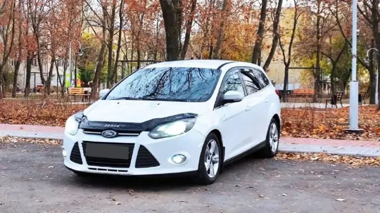 Продаю ford focus 3 рестайлинг /2012/2.0. Автомат🚘
Пробег215.000✅
В хорошем состояние!✅
По кузову без рыжиков и гнили✅
Двигатель в норме, работает ровно и четко масло не ест✅
Коробка в норме ✅
Ходовая обслужена✅
Все масла фильтра и жидкости менялись в вовремя✅
Автомобиль достоин вашего внимания.
Осмотр г. Донецк
Цена:685.000💸
Торг у капота❗️
Возможен обмен на авто дешевле !
Связь: +79495059696 - фотография - 8