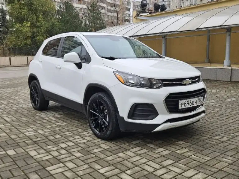 Chevrolet trax
2019Г
1,4 Акпп
85Т км 
Авто в отличном состоянии.
Без дтп, полностью в родном окрасе.
1,490Млн руб
9495213411 - фотография - 3