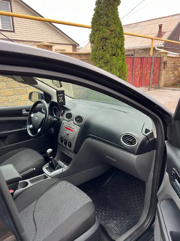 Продам ford focus 2 рестайлинг
Год: 2009
Двигатель 1.8 125лс работает отлично, расход масла отсутствует, кап ремонт делался 35т назад! Ходовая часть без нареканий, кузов в очень достойном состоянии, без гнили и рыжиков днище и пороги отличные, безопасность на месте в серьезных дтп не был! Комплектация с кондиционером, 4 стеклоподьемника с автодоводчиками, эл. Зеркала, бортовой компьютер, эл. Рег фар, центральный замок, свежая летняя резина, зимние колеса в комплекте с машиной! 3 ключа, документы чистые без штрафов и запретов. Автомобиль обслужен и не требует вложений!
Торг есть
Цена: 565000
📍Мариуполь
📞+79496463727 - фотография - 9