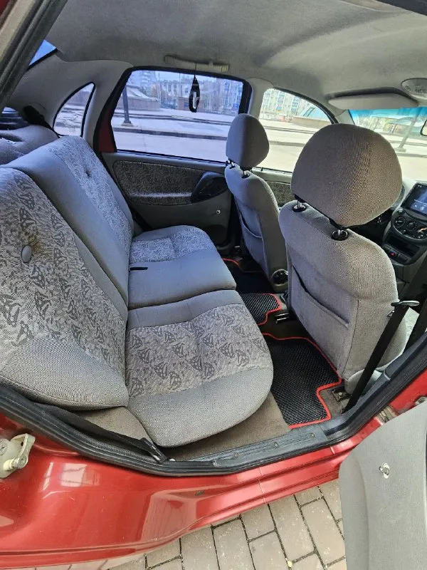 Lada kalina
2005Г
1,6 Бенз
208Т км родной
Авто без дтп, в родном окрасе, стекла родные.
Мотор не дымит, без расхода масла.
За последние полгода была сделана ходовая, куплена новая резина с дисками, установлена магнитола андроид и новые колонки(перед 16см, зад овалы), сделан свет( дхо, бегущий воротник, led ближний и туманки), полировка кузова.
Делать ничего не надо, сел поехал.
2 Комплекта резины.
270Т руб
+79493529077 - фотография - 6