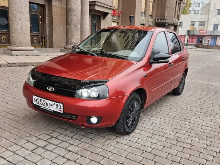 Lada kalina
2005Г
1,6 Бенз
208Т км родной
Авто без дтп, в родном окрасе, стекла родные.
Мотор не дымит, без расхода масла.
За последние полгода была сделана ходовая, куплена новая резина с дисками, установлена магнитола андроид и новые колонки(перед 16см, зад овалы), сделан свет( дхо, бегущий воротник, led ближний и туманки), полировка кузова.
Делать ничего не надо, сел поехал.
2 Комплекта резины.
270Т руб
+79493529077 - фотография - 8