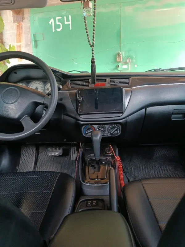 Mitsubishi lancer 9
1.6 Автомат
Подымливает
По кузову есть нюансы примята водительская дверь.
Коробка работает отлично.
Сигнализация, авто запуск, стеклоподъёмники, подогрев сидений, камера заднего вида, планшет.
Штрафов, арестов нету.
Цена 230т. ₽ без торга.
От собственника
+79497302617
📞 Звоните: +7(949)7302617 - фотография - 3
