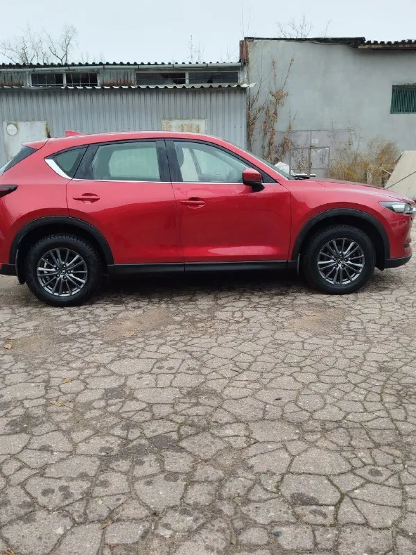 Mazda cx-5, 2020 г. , трансмиссия ат, двигатель 2.0,  пробег 34636 км, один владелец.
Комплектация active
Дополнительно: парктроники заднего хода, сигнализация с автозапуском starline.
Полная информация в спецификации(фото).
Цена 2,4 млн.
Телефон: 89882560552 ( telegram, whatsapp). - фотография - 6