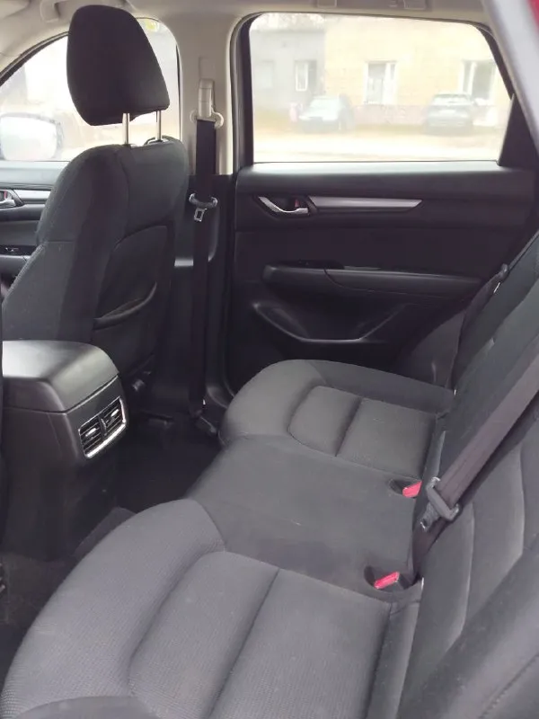 Mazda cx-5, 2020 г. , трансмиссия ат, двигатель 2.0,  пробег 34636 км, один владелец.
Комплектация active
Дополнительно: парктроники заднего хода, сигнализация с автозапуском starline.
Полная информация в спецификации(фото).
Цена 2,4 млн.
Телефон: 89882560552 ( telegram, whatsapp). - фотография - 7