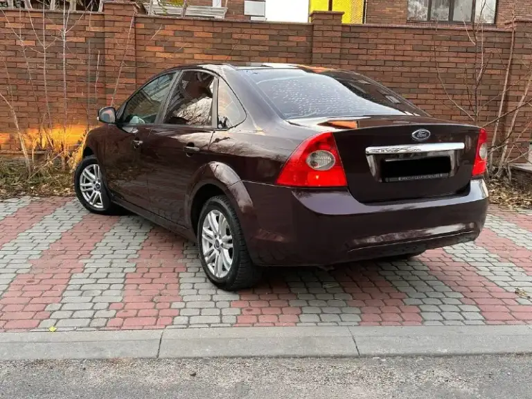 🚗 Продам автомобиль ford focus 2 рейстайлинг
▶️ Год выпуска: 2008
▶️ Объём двигателя:1.8
▶️ Механика
▶️ Комплектация чиа полная
ℹ️ описание:
✅ Автомобиль в хорошем состоянии.
✅Пробег 178.000
✅ Автомобиль без дтп, зеленая автотека и соответсвенно весь кузов и железо ровное!
✅ Авто обслужено!
Не дымит, масло не ест, едет очень бодро.
Машина внешне в отлично состояние, без рыжиков гнили и т д.
Вин читается.
На любые проверки за ваш счет - готов.
🏛 Юридически автомобиль чист, без штрафов
💰 Цена🔥:615.000 рублей
Торг у капота
🏢 Осмотр: донецк
☎ Более подробно по номеру телефона: +79494592618
📲 Tg: александр
📞 Звоните: +7(949)4592618 - фотография - 4