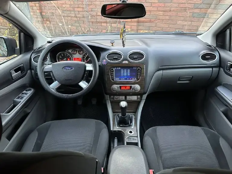 🚗 Продам автомобиль ford focus 2 рейстайлинг
▶️ Год выпуска: 2008
▶️ Объём двигателя:1.8
▶️ Механика
▶️ Комплектация чиа полная
ℹ️ описание:
✅ Автомобиль в хорошем состоянии.
✅Пробег 178.000
✅ Автомобиль без дтп, зеленая автотека и соответсвенно весь кузов и железо ровное!
✅ Авто обслужено!
Не дымит, масло не ест, едет очень бодро.
Машина внешне в отлично состояние, без рыжиков гнили и т д.
Вин читается.
На любые проверки за ваш счет - готов.
🏛 Юридически автомобиль чист, без штрафов
💰 Цена🔥:615.000 рублей
Торг у капота
🏢 Осмотр: донецк
☎ Более подробно по номеру телефона: +79494592618
📲 Tg: александр
📞 Звоните: +7(949)4592618 - фотография - 7