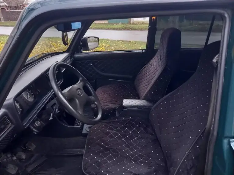 Продам ваз 2107
Год выпуска 2006
Двиг 1.6 инжектор
Авто в хорошем состоянии вложений не требует
Кпп 5 ступенчатая резина зима, варить красить не надо, цена 198 000 руб торг +7-949-383-52-74 - фотография - 8