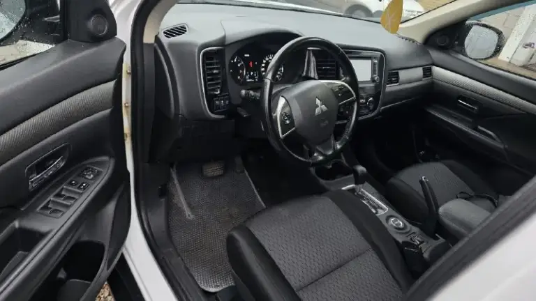 ✅Продам mitsubishi outlander в идеальном состоянии
✅Цена 1.320.000 рублей, торг у капота адекватным людям
✅Год 2012
✅Родной пробег 200 тыс. Км
✅Двигатель 2.0 бензин
✅Автоматическая коробка передач
✅Полный привод
✅Богатая комплектация: двух-зонный климат контроль, круиз контроль, мультируль, обогрев передних сидений, 4эсп, эл. Рег. Зеркал, бортовой компьютер, подключаемый полный привод, штатная мультимедия с камерой заднего вида
✅Кузов в отличном состоиянии, в заводском окрасе
✅Технически автомобиль в прекрасном состоянии любые проверки за вас счет
✅Юридически чист, оформление в мрэо
✅Осмотр в городе красный луч +79595673237 (whatsapp telegram) возможен обмен с вашей доплатой
📞 Звоните: +7(959)5673237 - фотография - 10