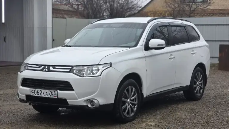 ✅Продам mitsubishi outlander в идеальном состоянии
✅Цена 1.320.000 рублей, торг у капота адекватным людям
✅Год 2012
✅Родной пробег 200 тыс. Км
✅Двигатель 2.0 бензин
✅Автоматическая коробка передач
✅Полный привод
✅Богатая комплектация: двух-зонный климат контроль, круиз контроль, мультируль, обогрев передних сидений, 4эсп, эл. Рег. Зеркал, бортовой компьютер, подключаемый полный привод, штатная мультимедия с камерой заднего вида
✅Кузов в отличном состоиянии, в заводском окрасе
✅Технически автомобиль в прекрасном состоянии любые проверки за вас счет
✅Юридически чист, оформление в мрэо
✅Осмотр в городе красный луч +79595673237 (whatsapp telegram) возможен обмен с вашей доплатой
📞 Звоните: +7(959)5673237 - фотография - 2