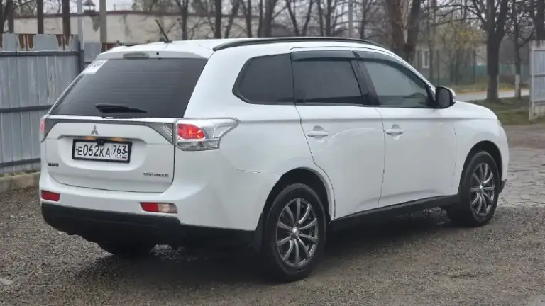 ✅Продам mitsubishi outlander в идеальном состоянии
✅Цена 1.320.000 рублей, торг у капота адекватным людям
✅Год 2012
✅Родной пробег 200 тыс. Км
✅Двигатель 2.0 бензин
✅Автоматическая коробка передач
✅Полный привод
✅Богатая комплектация: двух-зонный климат контроль, круиз контроль, мультируль, обогрев передних сидений, 4эсп, эл. Рег. Зеркал, бортовой компьютер, подключаемый полный привод, штатная мультимедия с камерой заднего вида
✅Кузов в отличном состоиянии, в заводском окрасе
✅Технически автомобиль в прекрасном состоянии любые проверки за вас счет
✅Юридически чист, оформление в мрэо
✅Осмотр в городе красный луч +79595673237 (whatsapp telegram) возможен обмен с вашей доплатой
📞 Звоните: +7(959)5673237 - фотография - 6