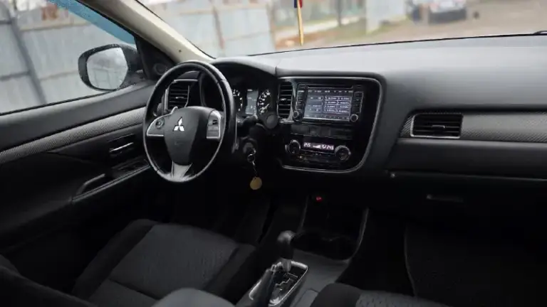 ✅Продам mitsubishi outlander в идеальном состоянии
✅Цена 1.320.000 рублей, торг у капота адекватным людям
✅Год 2012
✅Родной пробег 200 тыс. Км
✅Двигатель 2.0 бензин
✅Автоматическая коробка передач
✅Полный привод
✅Богатая комплектация: двух-зонный климат контроль, круиз контроль, мультируль, обогрев передних сидений, 4эсп, эл. Рег. Зеркал, бортовой компьютер, подключаемый полный привод, штатная мультимедия с камерой заднего вида
✅Кузов в отличном состоиянии, в заводском окрасе
✅Технически автомобиль в прекрасном состоянии любые проверки за вас счет
✅Юридически чист, оформление в мрэо
✅Осмотр в городе красный луч +79595673237 (whatsapp telegram) возможен обмен с вашей доплатой
📞 Звоните: +7(959)5673237 - фотография - 8