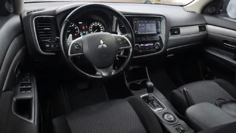 ✅Продам mitsubishi outlander в идеальном состоянии
✅Цена 1.320.000 рублей, торг у капота адекватным людям
✅Год 2012
✅Родной пробег 200 тыс. Км
✅Двигатель 2.0 бензин
✅Автоматическая коробка передач
✅Полный привод
✅Богатая комплектация: двух-зонный климат контроль, круиз контроль, мультируль, обогрев передних сидений, 4эсп, эл. Рег. Зеркал, бортовой компьютер, подключаемый полный привод, штатная мультимедия с камерой заднего вида
✅Кузов в отличном состоиянии, в заводском окрасе
✅Технически автомобиль в прекрасном состоянии любые проверки за вас счет
✅Юридически чист, оформление в мрэо
✅Осмотр в городе красный луч +79595673237 (whatsapp telegram) возможен обмен с вашей доплатой
📞 Звоните: +7(959)5673237 - фотография - 9