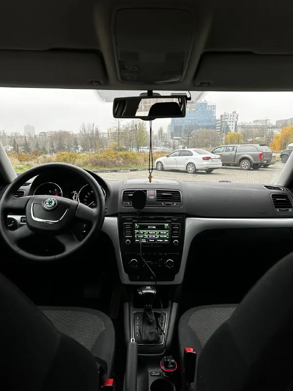 Skoda йети 2011 г. В. 1.8 турбо (автомат), полный привод.
Пробег 209.000 км
Датчики света, дождя, помощь при спуске. Лэд оптика. На зимней резине шип.
Автомобиль без дтп, автотека зеленая. Я второй владелец
По машине много чего сделано, все расскажу покажу, владею давно
Цена 1.130.000₽ торг
Телефон: +79495801528, +79809130665
📞 Звоните: +7(949)5801528 - фотография - 8