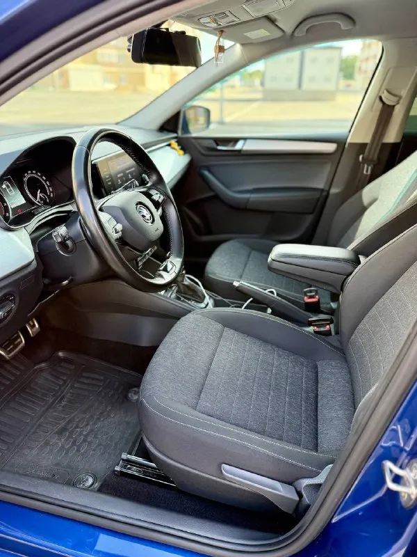 🚙 Skoda rapid

💰Цена: 1 800 000р.
🏢Город: мариуполь
📅Год выпуска: 2021
🧾Пробег: 87 450 км.
⚙️Двигатель: 1.6 110 л. С.
⛽Топливо: бензин
⚙️Кпп: автомат

📞 Телефон:

+7-949-727-41-51
+7-949-551-91-52
+7-989-263-55-56

💾 - фотография - 8