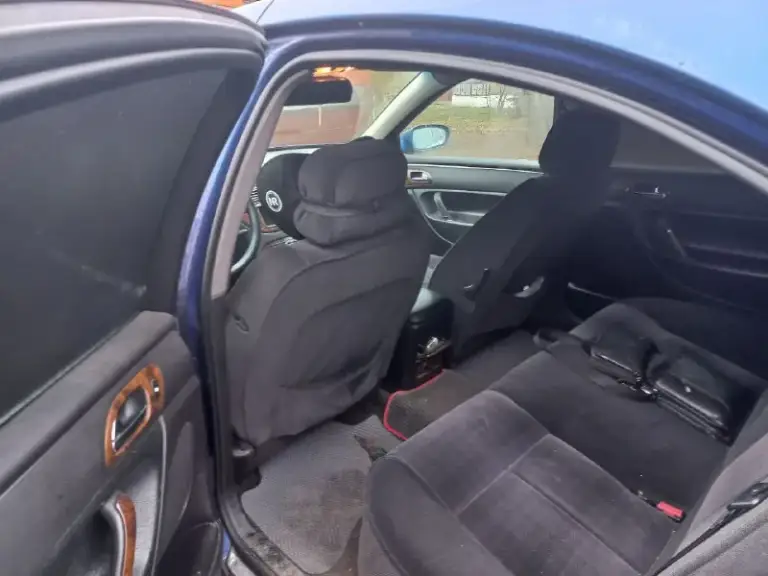 Продам peugeot 607.автомобиль в максимальной комплектации!2001год выпуска,2.2hdi, полный эл. Пакет, титановые диски r17,на хорошей резине!авто хозяйский, так что отвечу на любые вопросы!цена 320000,хороший торг! Енакиево 79493547087
📞 Звоните: +7(949)3547087 - фотография - 4