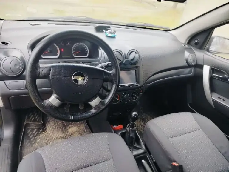 Продам шевроле авео т250 2010 год, пробег 207 т. , 1.4 16v, в хорошем состоянии, не гнилая, все фильтра, масла, тормозная жидкость, теплообменник, катушка, свечи и прочее, есть фото, видео проведенных работ, ходовая в идеале
Кондиционер, стеклоподъемники в порядке, новая летняя резина, я хозяин, г. Зугрэс, цена 435т. , тел:+79495278858 - фотография - 4