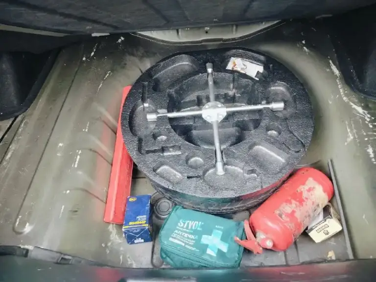 Продам шевроле авео т250 2010 год, пробег 207 т. , 1.4 16v, в хорошем состоянии, не гнилая, все фильтра, масла, тормозная жидкость, теплообменник, катушка, свечи и прочее, есть фото, видео проведенных работ, ходовая в идеале
Кондиционер, стеклоподъемники в порядке, новая летняя резина, я хозяин, г. Зугрэс, цена 435т. , тел:+79495278858 - фотография - 6