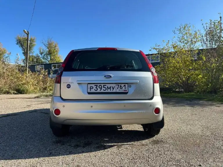 Ford fiesta, 2007 г.
Продаётся надёжный городской автомобиль.
Характеристики:
Двигатель: 1,6 л;
Кпп: автомат;
Пробег: 238 000 км.
Состояние:
Хорошее, «сел и поехал»;
Кузов без гнили;
Обслужен, всё работает;
Салон чистый;
Цена: 585 руб.
Тел. +79186931414
Место: мариуполь.
Также можно купить и в кредит - фотография - 2