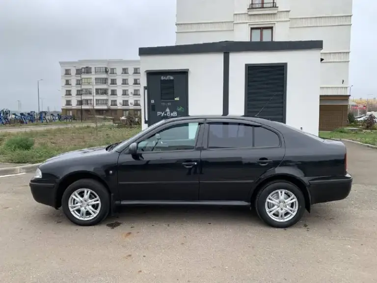Skoda octavia tour 1.6 mpi 2010
Год 2010
Всего 2 владельца за все время
Все стёкла заводские
Пробег 266т
Автомобиль отличном состоянии
Технически автомобиль в хорошем состоянии
По кузову выглядит как на фото без дефектов
Салон также в отличном состоянии
Сигнализация с автозапуском парк tronic
Климат контроль подогрев сидений

Остальные вопросы по телефону
+79496347909
Г. Мариуполь
Цена 650 - фотография - 5