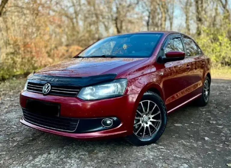 🔥💥🔥💥🔥💥
Цена.650тыс. Руб.
Очень очень срочно цена только сегодня.
Volkswagen polo 2013год.
1.6 Mpi, механика.
Пробег 273тыс. Км.
Авто не из под такси и не когда там не была
Автотека зеленейшая🌿🌿
Машина в очень хорошем состоянии вложений не требует не каких. Кузов без гнили и ржавчины. Выглядит хорошо и красиво как на фото.
# Работает отлично самый лучший и надежный в линейке 1.6 mpi, коробка 5ст. Механика в отличном состоянии. Ходовая тоже в полном порядке. Не давно поменяно масла фильтра. Салон чистый и ухоженный. Хорошая комплектация.
Кондиционер заправлен холодит хорошо, гур, подогрев сидений, эл. Подогрев лобового стекла, и зеркал,4эл. Стеклоподьемника, эл. Зеркала, авс, текшен-контоль, подушки безопасности,2х диновая магнитола на android системе, литые диски на зимнее резине, тонеровка,2 ключа.
Документы в полном порядке юредически чистая. Любое переоформление. Хоть по дкп хоть через мрео. Осмотр донецк
+79497946634
+79895340753 Телегр
📲 Tg: vvv
📞 Звоните: +7(949)7946634 - фотография - 1