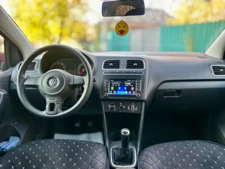 🔥💥🔥💥🔥💥
Цена.650тыс. Руб.
Очень очень срочно цена только сегодня.
Volkswagen polo 2013год.
1.6 Mpi, механика.
Пробег 273тыс. Км.
Авто не из под такси и не когда там не была
Автотека зеленейшая🌿🌿
Машина в очень хорошем состоянии вложений не требует не каких. Кузов без гнили и ржавчины. Выглядит хорошо и красиво как на фото.
# Работает отлично самый лучший и надежный в линейке 1.6 mpi, коробка 5ст. Механика в отличном состоянии. Ходовая тоже в полном порядке. Не давно поменяно масла фильтра. Салон чистый и ухоженный. Хорошая комплектация.
Кондиционер заправлен холодит хорошо, гур, подогрев сидений, эл. Подогрев лобового стекла, и зеркал,4эл. Стеклоподьемника, эл. Зеркала, авс, текшен-контоль, подушки безопасности,2х диновая магнитола на android системе, литые диски на зимнее резине, тонеровка,2 ключа.
Документы в полном порядке юредически чистая. Любое переоформление. Хоть по дкп хоть через мрео. Осмотр донецк
+79497946634
+79895340753 Телегр
📲 Tg: vvv
📞 Звоните: +7(949)7946634 - фотография - 7