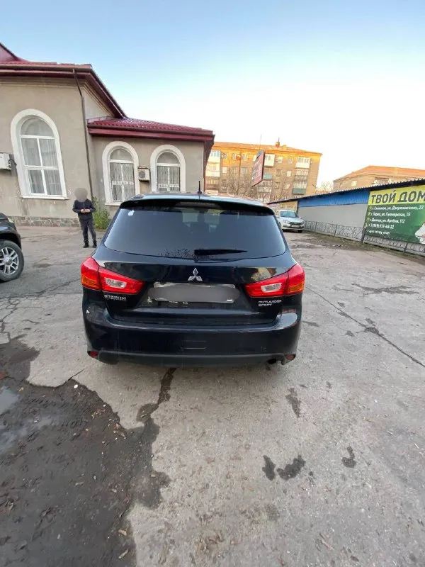 Продам mitsubishi outlander sport, 2 литра, пробег 160 000. На полном ходу, обслужен.
Цена 1 250 000, торг. Город торез.
+79493667672
📲 Tg: @iliya_iluxa
📞 Звоните: +7(949)3667672 - фотография - 1