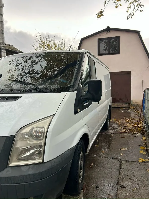 Продам ford transit 2.2 турбо год 2008 привод передний по комплектации кондиционер подогрев лобового электро зеркала и стеклоподъёмники на полном ходу все работает все светится пробег 645 тыс едет очень хорошо мотор заменён и вписан в птс мотор масло не берёт коробка работает чётко по документам все чётко продажа с переоформлением цена 750 тыс торг тел +79495050458 территориально г кировское звоните все расскажу
📞 Звоните: +7(949)5050458 - фотография - 2