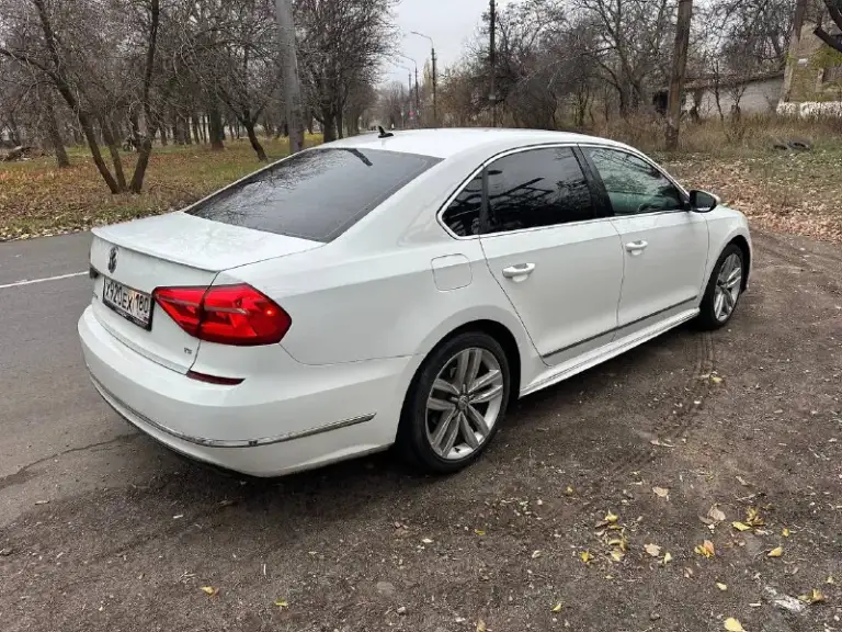 Срочная продажа volkswagen пассат 2016 года, двигатель 1.8, коробка автомат, пробег 172, цена 1.350.000 за наличку. Обмен не интересует.
Телефон 8 (949) 038-60-23
📲 Tg:.
📞 Звоните: +7(949)0386023 - фотография - 2
