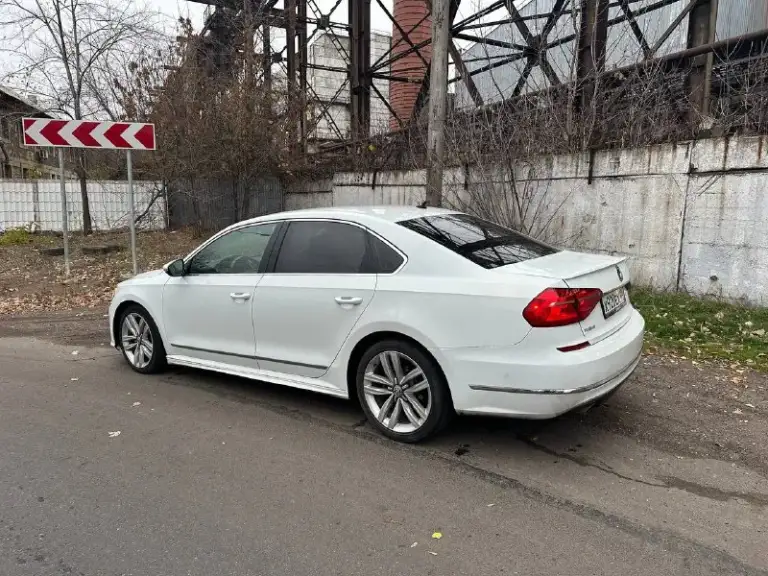 Срочная продажа volkswagen пассат 2016 года, двигатель 1.8, коробка автомат, пробег 172, цена 1.350.000 за наличку. Обмен не интересует.
Телефон 8 (949) 038-60-23
📲 Tg:.
📞 Звоните: +7(949)0386023 - фотография - 4