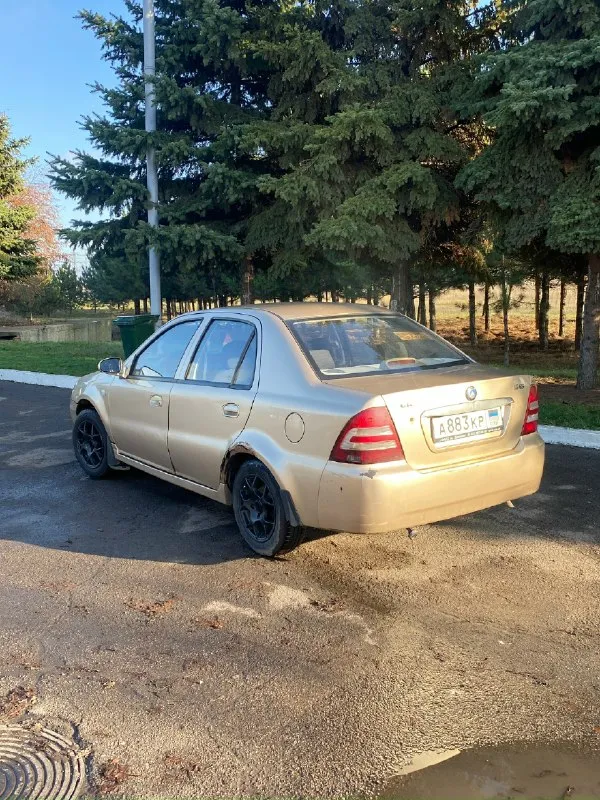 Продажа по тп(тех. Паспорту) цена 115.000₽/торг у капота geely ck 2012г двигатель 1.5, газ/бензин, чуть поддымливает, едет хорошо, 116.000тыс пробега. Коробка 5-ти ступка без нареканий по ходовке на 4, но стучит рейка по кузову сгнили арки задние, по днищу целая, стаканы целые. По электрике работает все, поворотники, свет, аварийка, печка жарит, дворники и т. Д. По комплектации: эл. Регулировка зеркал, эл. Регулировка фар, кондиционер учет днр и укр находится в г. Донецк, пролетарский район. +79494282029
📞 Звоните: +7(949)4282029 - фотография - 4