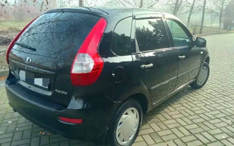 Продам ваз калину 2
Рестайлинг год выпуска 2015
Состояние нового автомобиля родного пробега 98т км
Двигатель кпп ходовьё в отличном состоянии без каких-либо вложений!
Все расходники заменены всё-то автомобиль проходил строго по регламенту
Кузов без рыжиков без гнили без вмятин!
Состояние кузова идеальное !!
Автомобиль в дтп не участвовал
Салон чистый очень ухоженный не прокуренный.
Комплектация
Электроусилитель руля
Стеклоподъёмники
Обогрев зеркал abs
Подушки безопасности
2 Комплекта новой резины зима лето
И так далее. .
В общем за машину уверен готов на любые проверки! Юридически автомобиль чист
Все документы в полном порядке! Собственник!
Фото и описание соответствует автомобилю!
Просмотр город донецк будённовский район!!
Звонить по номеру !
+79495095914 Сим 1
+79490983452 Сим 2
+79495772015 Телег
Связь может быть плохой. Звонить несколько раз
Цена автомобиля 665тыс руб
Реальному покупателю хороший торг у капота звоните. .
📲 Tg: @aaa20001503
📞 Звоните: +7(949)5095914 - фотография - 6
