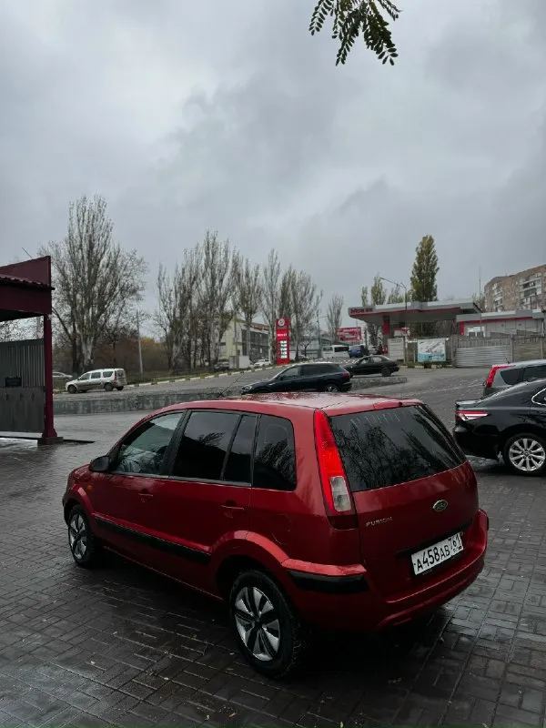 Продается ford фьюжн ford fusion 2008 год 1,6 бензин на обычном автомате в максималке с климатом состояние близко к идеалу мотор коробка без нареканий чистый ухоженный салон ходовая без стуков стекла все родные даже лобовое!!! Цена 555 торги у капота приезжайте смотрите покупайте находится в макеевке район пушка +79493179178
📞 Звоните: +7(949)3179178 - фотография - 2