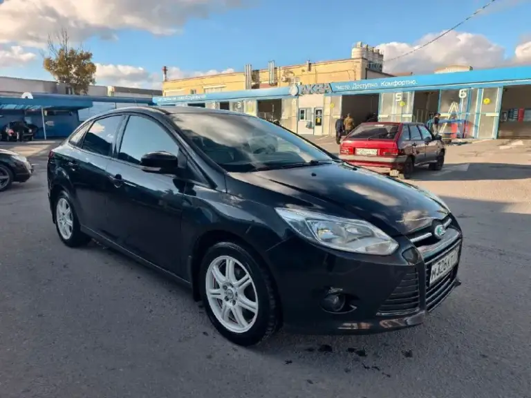 Ford focus 3, 2011г
Состояние идеальное
Мотор 1.6, мкпп. Пробег 236тыс. (оригинал)
✅1 Хозяин за все время
✅Технически без нареканий
✅Все стекла родные!
✅Сигнализация с автозапуском
✅Планшет с навигацией, carplay, android auto, блютуз!
✅Не такси! Юридически чистый! Автотека по запросу!

Автомобиль в изумительном состоянии для своих лет, коррозии нет. Мотор белоснежный в идеальном состоянии (не цокатит, как на других фокусах), коробка без нареканий, 5тыс назад замена полного комплекта сцепления. Ходовая полностью обслужена, только поменял шаровые.
Цена: 700000р. Цена актуальна только на выходные! Успевайте!
Могу присутствовать в мрэо.

+7 949 577-13-21
+7 949 658-59-82
+7 989 502-37-77 - фотография - 1
