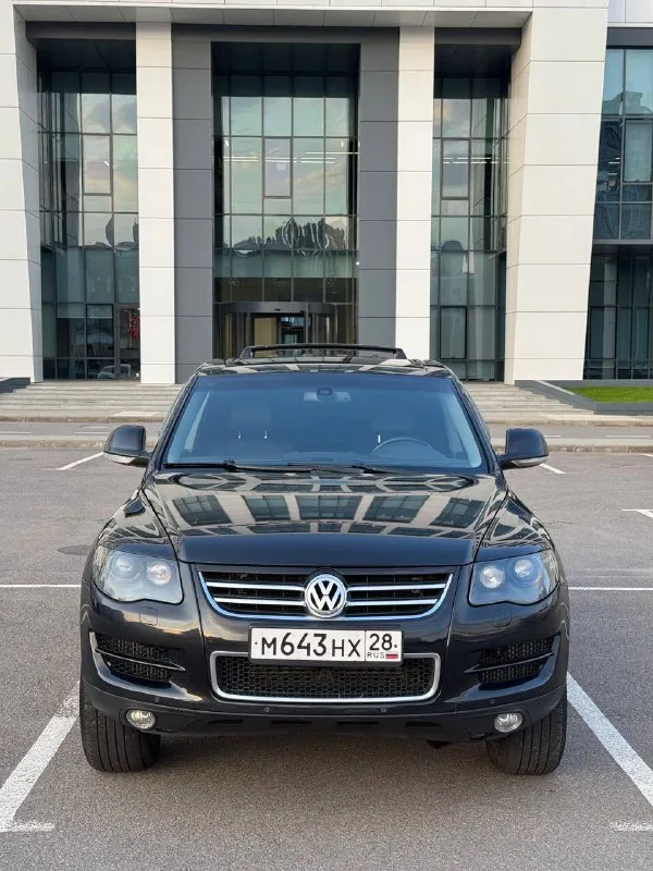 # Volkswagen touareg 2008г. В. , рестайлинг, мотор casa 3.0 дизель
Представляем вашему вниманию отличный вариант внедорожника volkswagen touareg 2008 года выпуска. Этот автомобиль прошел тщательную проверку и обладает рядом преимуществ, которые делают его идеальным выбором для тех, кто ценит комфорт, надежность и безопасность.
## Основные характеристики:
- Модель: volkswagen touareg
- Год выпуска: 2008
- Тип кузова: рестайлинг
- Двигатель: 3.0 дизель, casa (самый надежный двигатель в своей линейке)
- Коробка передач: автомат
- Пробег: 238 тыс. Км пробег)
- Комплектация: максимальная (кроме люка, есть всё необходимое оборудование) в подполковниках мониторы
## Технические особенности:
- Автомобиль находится в отличном техническом состоянии, все системы работают исправно.
- Пробег подтвержден официальным сервисом автотека, машина зеленого цвета без аварий и повреждений.
- Кузов в идеальном состоянии, не имеет следов серьезных ударов или перекраски.
- Документы находятся в полном порядке, готовы к оформлению любым удобным способом.
## Дополнительные преимущества:
- Отличное состояние салона и экстерьера.
- Полностью укомплектован всеми необходимыми аксессуарами и оборудованием.
- Идеальное техническое состояние, не требует вложений.
- Цена 1.265₽ тысяч рублей
Соответствует качеству и состоянию автомобиля.
## Контакты:
- Телефон: +7(949)910-02-20
- Телефон: 8(909)408-88-98
- Связь через мессенджеры: telegram, whatsapp
Этот volkswagen touareg станет отличным выбором для тех, кто ищет надежную машину с хорошей комплектацией и безупречным состоянием. Не упустите шанс приобрести качественный автомобиль по привлекательной цене! - фотография - 4
