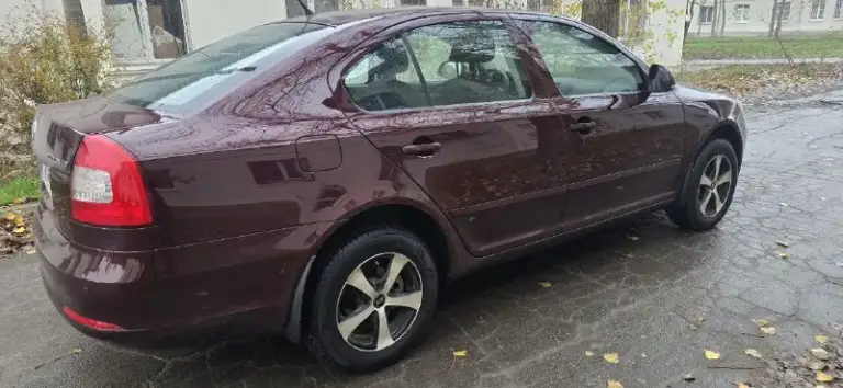 Продма skoda октавию а5 2012г.
Один хозяин по птс
Родного пробега 115тыс.
Мкпп (механика) 1.6
Машина в идельном состоянии, без дтп. Автотека зеленая.
Масла, фильтра заменены.
Любая ваша проверка!
Авто никаких вложений не требует.
Комплектация:
▫️Парктроник
▫️Датчики дождя
▫️Датчики света
▫️Климат контроль
▫️Бортовой компьютер
▫️Круиз контроль
▫️4 Стеклоподъемника
▫️Сигнализация
▫️Доводчики стекл
▫️Подогрев заднего переднего стекла
▫️Подогрев зеркал
▫️Подогрев сидений
▫️Сервисная книжка
Цена:1.100.000₽
Номер телефона:+79497096952
📲 Tg: николай 161181
📞 Звоните: +7(949)7096952 - фотография - 3