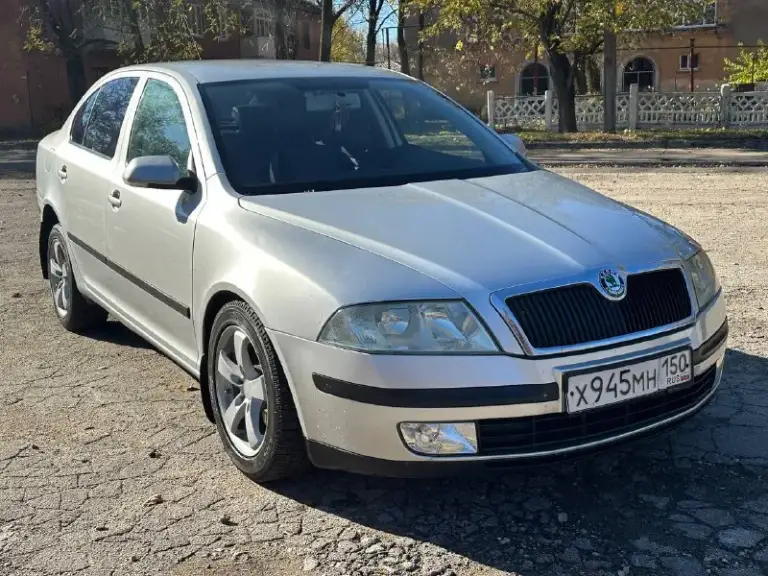 Продам skoda octavia a5
1.6 Бензин
Год выпуска 2005
Пробег 187000 тысяч
В идеально состоянии
Без ржавчины, гнили, вмятин,
По двигателю всё идеально
По коробке всё идеально
По комплектации
Кондиционер
Бортовой компьютер
Подогревы сидений
И многое другое
Цена 535 000
+79493943583 - фотография - 2