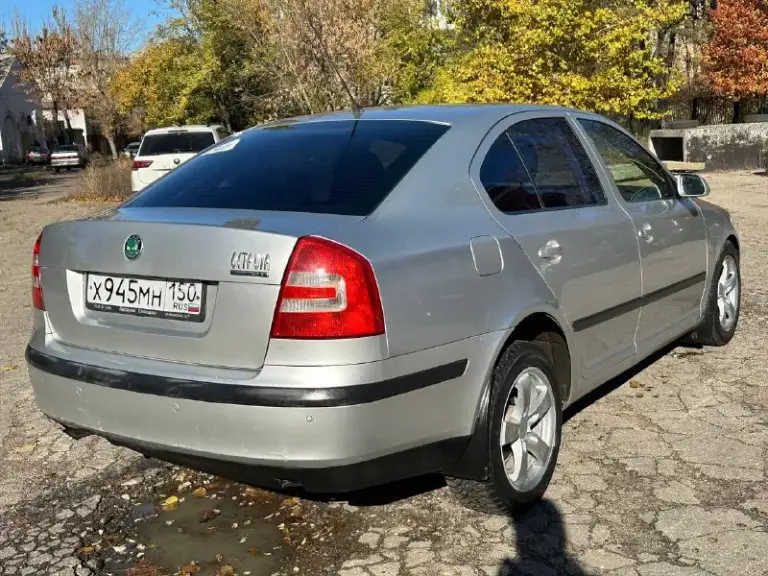 Продам skoda octavia a5
1.6 Бензин
Год выпуска 2005
Пробег 187000 тысяч
В идеально состоянии
Без ржавчины, гнили, вмятин,
По двигателю всё идеально
По коробке всё идеально
По комплектации
Кондиционер
Бортовой компьютер
Подогревы сидений
И многое другое
Цена 535 000
+79493943583 - фотография - 3