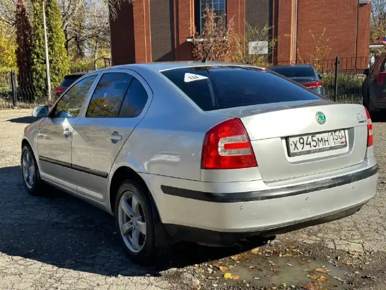 Продам skoda octavia a5
1.6 Бензин
Год выпуска 2005
Пробег 187000 тысяч
В идеально состоянии
Без ржавчины, гнили, вмятин,
По двигателю всё идеально
По коробке всё идеально
По комплектации
Кондиционер
Бортовой компьютер
Подогревы сидений
И многое другое
Цена 535 000
+79493943583 - фотография - 4