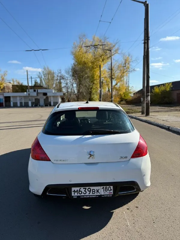 Продам peugeot 308, год выпуска 2010, двигатель 1.6 л. , коробка - автомат. Пробег оригинальный — 135 тыс. Км.
Автомобиль в хорошем техническом состоянии, полностью обслужен и готов к эксплуатации. За машиной ухаживал, своевременно проводилось то.
Коробка работает без рывков, двигатель тянет уверенно. Ходовая часть без нареканий — ничего не гремит и не стучит.
Салон чистый, ухоженный.
Кондиционер, электростеклоподъёмники, подушки безопасности, парктроник — всё работает.
Документы в порядке, я собственник.
Цена — 830 000 руб. , возможен торг.
Звонить по телефону: +79493266145 - фотография - 3