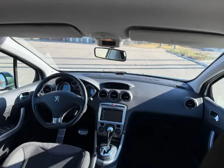 Продам peugeot 308, год выпуска 2010, двигатель 1.6 л. , коробка - автомат. Пробег оригинальный — 135 тыс. Км.
Автомобиль в хорошем техническом состоянии, полностью обслужен и готов к эксплуатации. За машиной ухаживал, своевременно проводилось то.
Коробка работает без рывков, двигатель тянет уверенно. Ходовая часть без нареканий — ничего не гремит и не стучит.
Салон чистый, ухоженный.
Кондиционер, электростеклоподъёмники, подушки безопасности, парктроник — всё работает.
Документы в порядке, я собственник.
Цена — 830 000 руб. , возможен торг.
Звонить по телефону: +79493266145 - фотография - 6