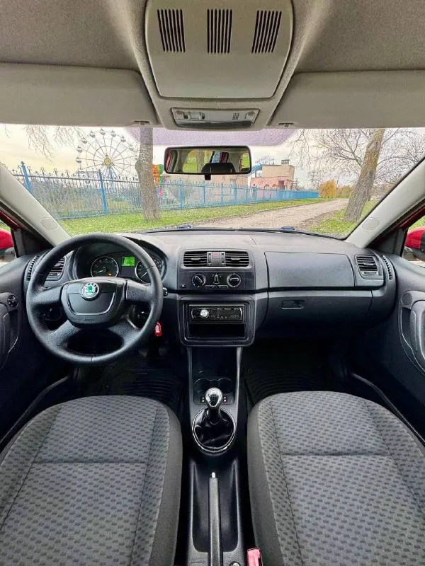 🌹Skoda fabia 1.4

💰Цена: 670 000р
🏢Город: мариуполь
📅Год выпуска: 2010
🧾Пробег: 204 885км.
⚙️Двигатель: 1.4
⛽Топливо: бензин
⚙️Кпп: механика

📞 Телефон:

+7-949-727-41-51
+7-989-263-55-56
+7-949-551-91-52

💾 Описание:

Fabia идеальный выбор для тех, кто ищет надёжный и практичный автомобиль. Этот хетчбек отличается элегантным дизайном и просторным салоном.

✅ 1 Владелец, южная эксплуатация.

✅ Отличное состояние кузова, без коррозии, весь в родной краске 💯%

✅ Хорошее состояние как внешне так и технически.

Комплектация 👍 :
Кондиционер, гур, abs, центральный замок, подогрев сидений, новая летняя резина pirelli, электропакет, два ключа.

Улица шевченко 269 - фотография - 8