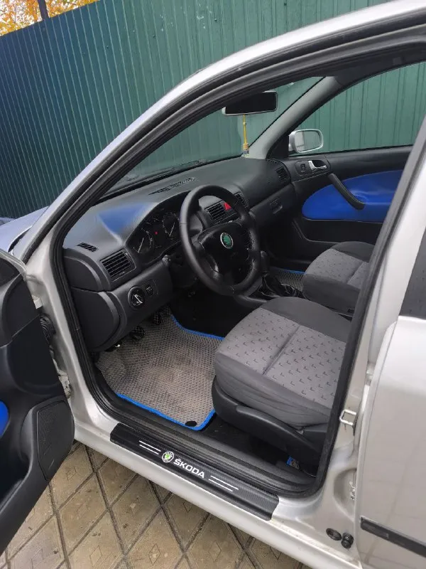 Продам skoda octavia tour 1.6 2007 года выпуска. ✅авто в достойном состоянии, сел - поехал. Фильтра, масла все поменяны. Хороший автозвук и магнитола, (магнитола читает сd, mp3), читает с флэшки. Электроподьемники стёкл и регулировка зеркал всё работает. Авто полностью обесшумлено. Поменян ремень грм.
+Abs, ebd.
+Кондиционер.
Переоформление без проблем. В целом комфортный автомобиль, который вам понравится и не оставит равнодушным. Цена 500 000р. Торг имеется. Тел : +79497262733,+79497262732
📲 Tg: @sergeybudanov23
📞 Звоните: +7(949)7262733 - фотография - 5
