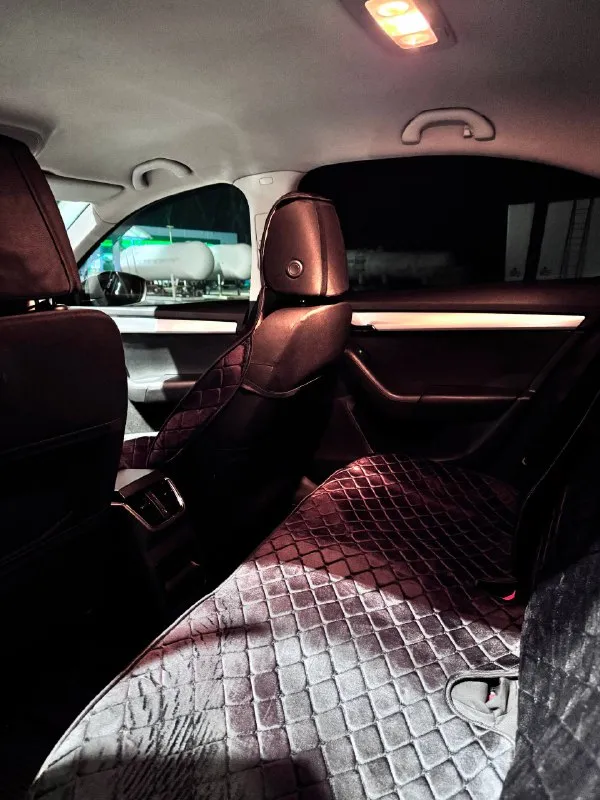 В продаже автомобиль skoda octavia a7,год выпуска 2013,пробег 180.000км родной!, авто в идеальном без дтп! В достойном состоянии как внешне так и технически, состояние автомобиля как новая. Не битая!все стёкла родные, лобовое стекло без трещин!с двумя хозяевами. Присутствуют все номера кузова и двигателя, читаются отлично. Нету штрафов и запретов. Машина полностью обслужена. Резина вся новая, запасное колесо, домкрат, балонник оригинальные не разу не использовались!комплектация максимально богатая: двухзонный климат-контроль+кондиционер, сигнализация, парктроник задний, центральные замки на все двери, электростеклоподъёмники с доводчиками, подогревы передние сидения-электро зеркала с подогревом, заводские противотуманки, abs, регулировка руля и передних сидений, и так далее и очень много остального! Очень хорошая аудио система) самый надёжный двигатель1.4 на механике! Расходует не капли масло от замены до замены!
Цена 1.200.000
📞 Звоните:+7(949)5639877 - фотография - 10