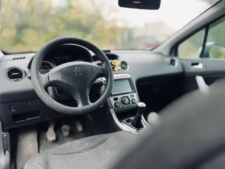 Продам peugeot 308 sw
2008Г.

1.6 Мкпп
Без дтп
-Панорама
-4 Электростеклоподьемника
-Подогревы передних сидений
-Климат контроль

420.000₽

Рассмотрю обмен на ваше авто(возможно не на ходу) с вашей доплатой.
Г. Донецк
+79493170855 - фотография - 6