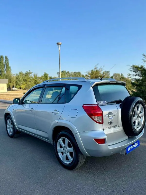 🚘 Toyota rav4
💰Цена: 900 000р
🏢Город: мариуполь
📅Год выпуска: 2007
🗒️Пробег: 242 000 км.
⚙️Двигатель: 2.4
⛽Топливо: бензин
⚙️Кпп: автомат
📞 Телефон:
+7-949-727-41-51
+7-949-551-91-52
+7-989-263-55-56
💾 Описание:
Toyota rav4 (xa30). .. Гендарный внедорожник, который не теряет актуальности.
🇯🇵 Японская сборка
✅ Техническая часть на 5.
✅ Полный привод 4x4.
✅ Двигатель 2.4
✅ Кузов без дтп и без коррозии
✅ Максимальная комплектация:
- Двух зонный климат контроль
- Фирменное расширение
- Полный электропакет
- Бортовой компьютер
- Кожаный мультируль
- Кожаный салон
- Круиз контроль
- Электропривод сидений
- Новый фаркоп
Улица шевченко 2️⃣6️⃣9️⃣ - фотография - 4