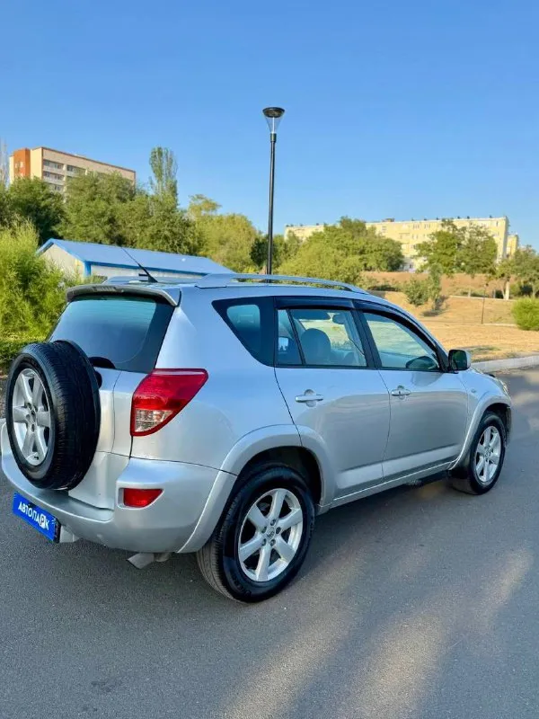 🚘 Toyota rav4
💰Цена: 900 000р
🏢Город: мариуполь
📅Год выпуска: 2007
🗒️Пробег: 242 000 км.
⚙️Двигатель: 2.4
⛽Топливо: бензин
⚙️Кпп: автомат
📞 Телефон:
+7-949-727-41-51
+7-949-551-91-52
+7-989-263-55-56
💾 Описание:
Toyota rav4 (xa30). .. Гендарный внедорожник, который не теряет актуальности.
🇯🇵 Японская сборка
✅ Техническая часть на 5.
✅ Полный привод 4x4.
✅ Двигатель 2.4
✅ Кузов без дтп и без коррозии
✅ Максимальная комплектация:
- Двух зонный климат контроль
- Фирменное расширение
- Полный электропакет
- Бортовой компьютер
- Кожаный мультируль
- Кожаный салон
- Круиз контроль
- Электропривод сидений
- Новый фаркоп
Улица шевченко 2️⃣6️⃣9️⃣ - фотография - 6